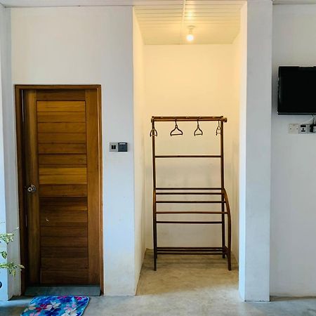 O2 Weligama Hotel & Spa Extérieur photo